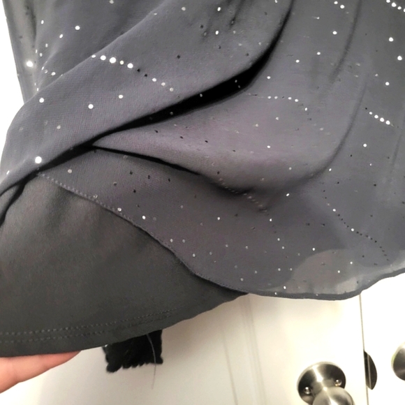 Billie & Blossom Gray Chiffon Lined Sparkle Blouse L/XL - Picture 5 of 9